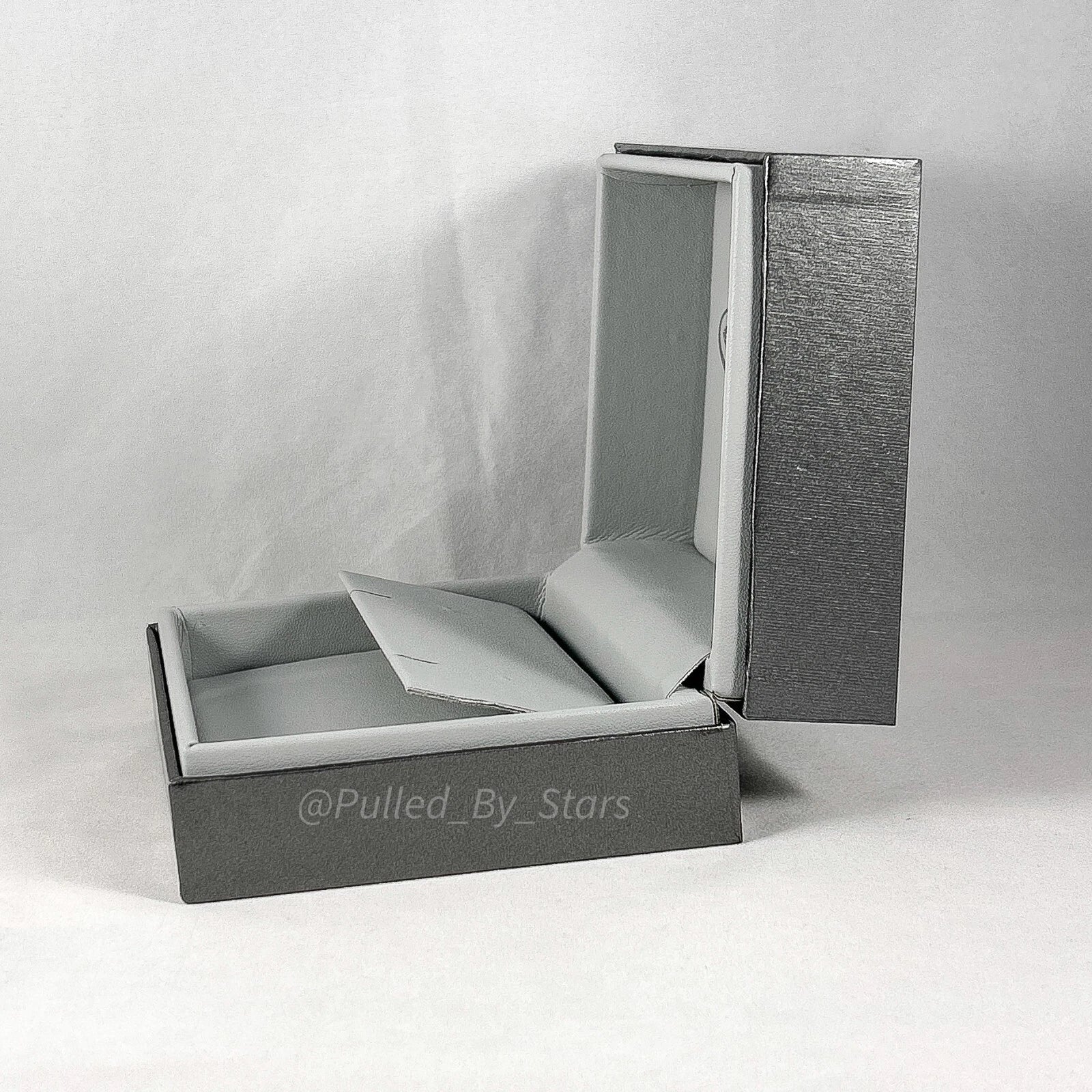 Boutique Jewelers Sleek Metallic Pewter Necklace/Earrings Gift Presentation Box | eBay