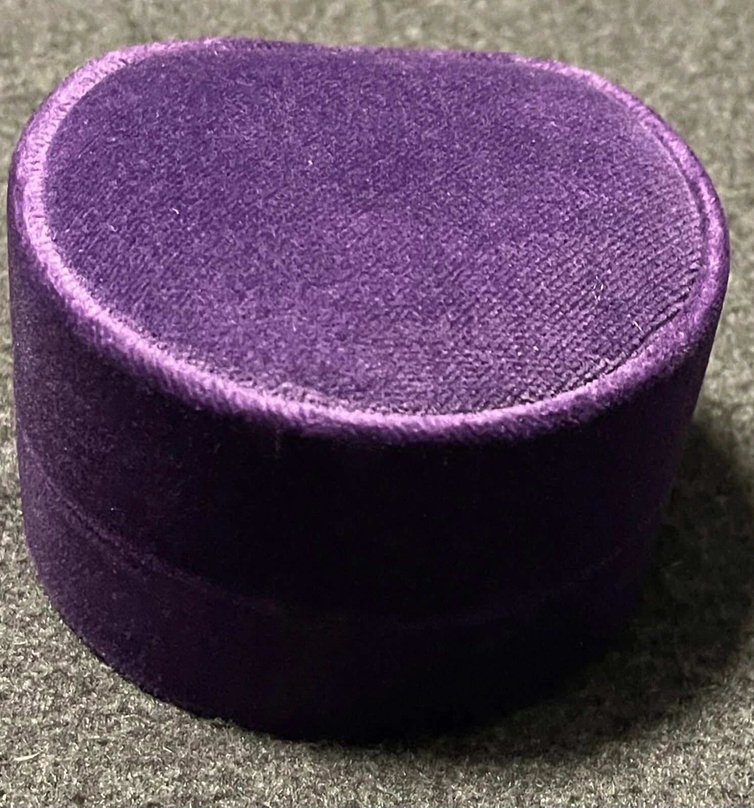 Genuine GUCCI Purple Velvet Clam Style Ring Box - 3.5" x 3" Inches - NEW | eBay