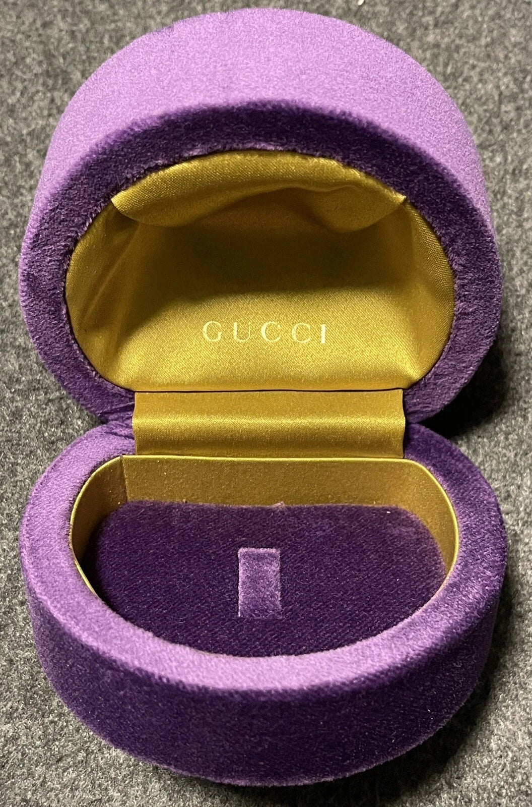 Genuine GUCCI Purple Velvet Clam Style Ring Box - 3.5" x 3" Inches - NEW | eBay