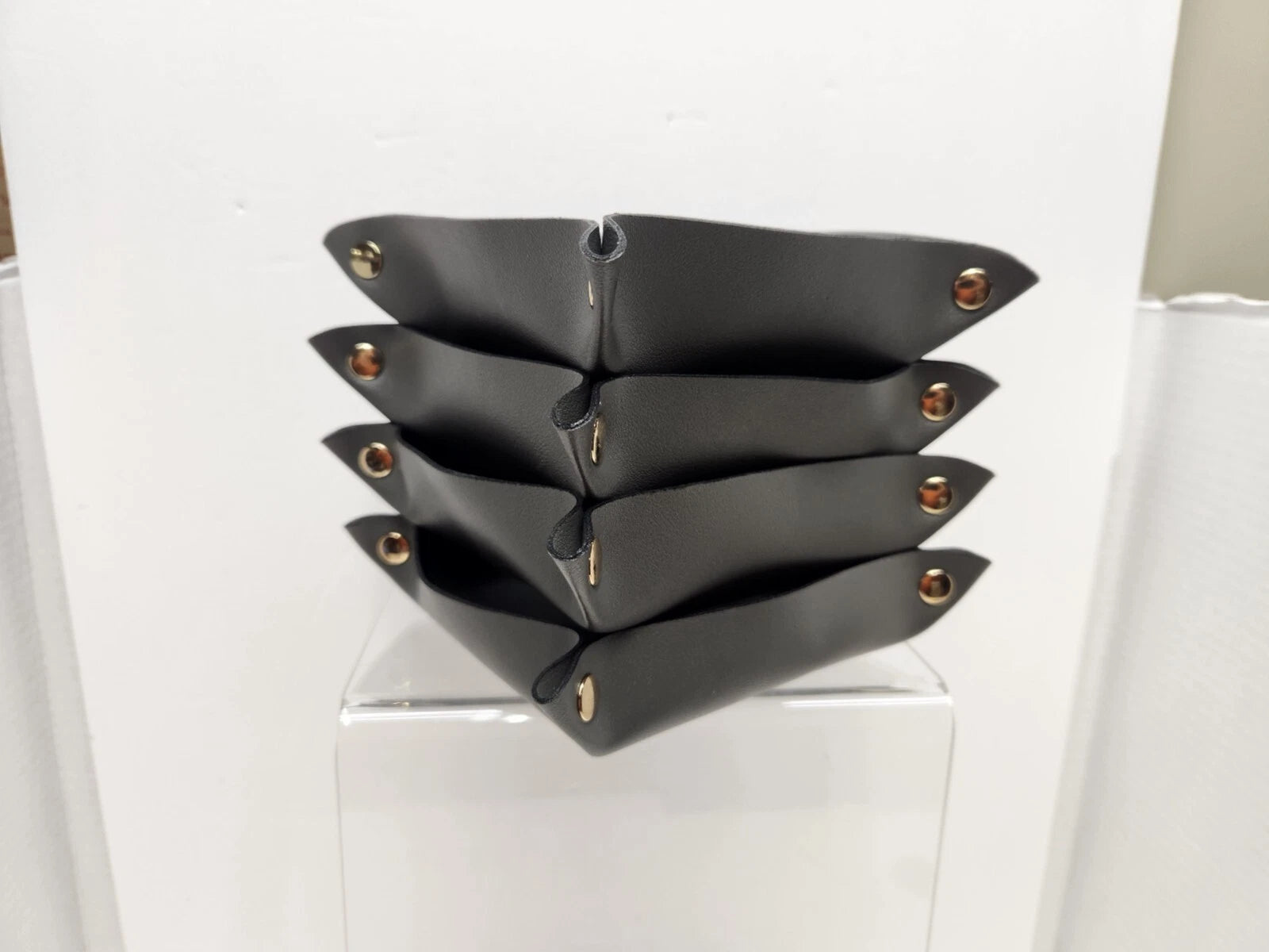 4 Gray- Leather Valet Tray Men Key Wallet Phone Jewelry Catchall Tray 6.5"X6.5" | eBay